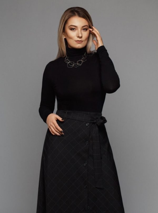 fashion-designer-spring-summer-collection-cover-img-759x1024.jpg